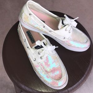 Sperry top sider with pink sequence